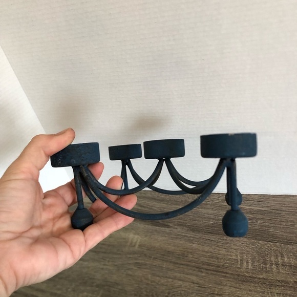 Vtg Blue Metal Tealight Candle Holder - Picture 6 of 13